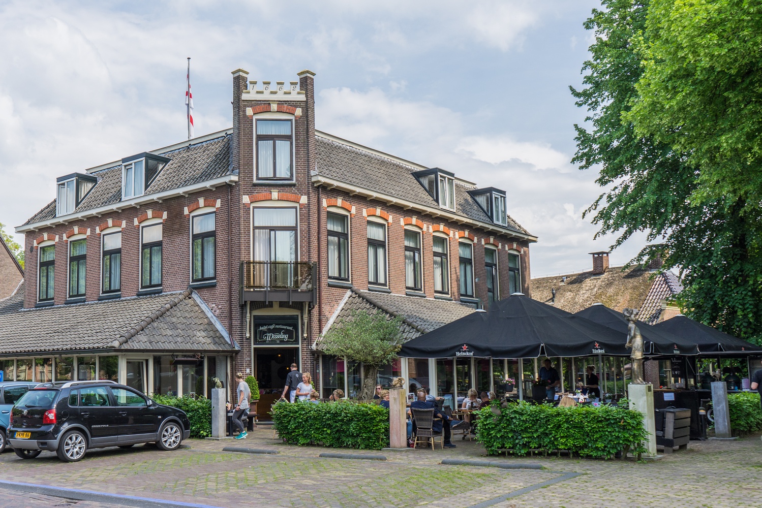 Wandelen vanaf de Brink in Dwingeloo